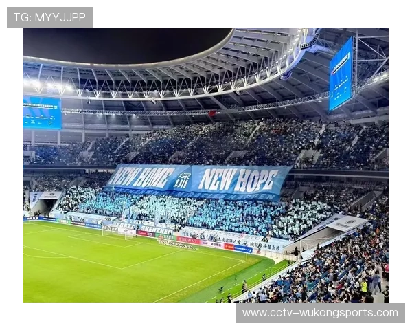 深圳新鹏城加西亚头球破门,逆转武汉三镇全取三分 深圳新鹏城加西亚头球破门,逆转武汉三镇全取三分